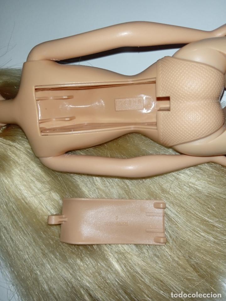 Barbie y Ken: Mu&ntilde;eca Barbie con mecanismo - Foto 9