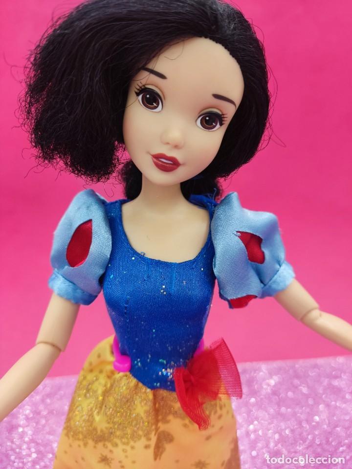Barbie y Ken: Mu&ntilde;eca Blancanieves Disney store Mattel - Foto 1