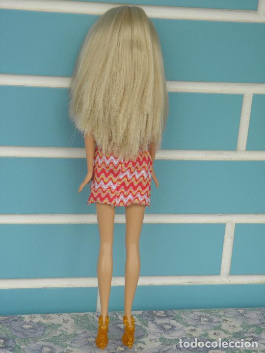 Barbie y Ken: Antigua mu&ntilde;eca Barbie de Mattel - Foto 4