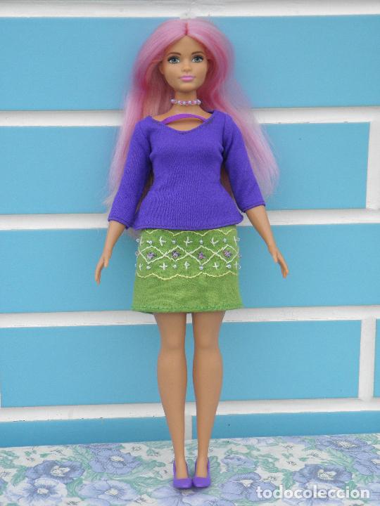 muñeca barbie curvy fashionista daisy de mattel - Comprar Bonecas