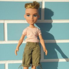 Barbie y Ken: ANTIGUO MUÑECO BRATZ BOYZ CAMERON DE MGA 2002. Lote 381012504
