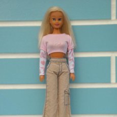 Barbie y Ken: ANTIGUA MUÑECA NANCY MODEL AMIGAS DEL APARTAMENTO, DE FAMOSA. Lote 381017949