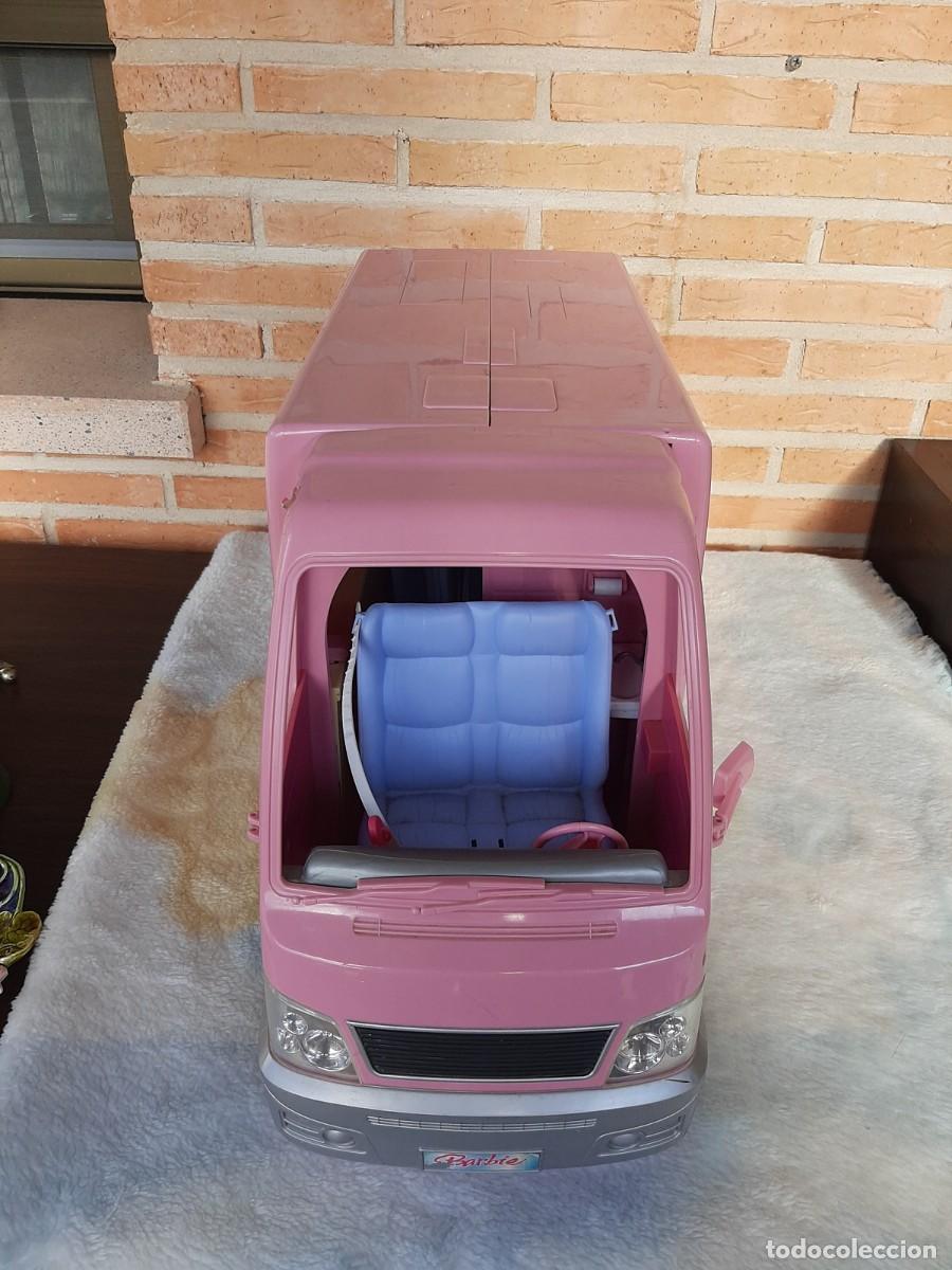 Camion sale de barbie