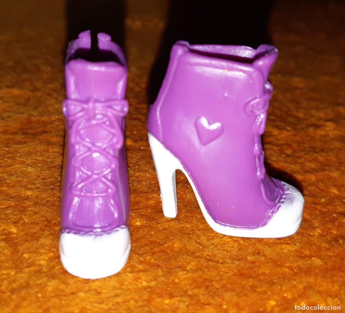 Barbie y Ken: ZAPATOS BOTAS TACON BARBIE - Foto 1