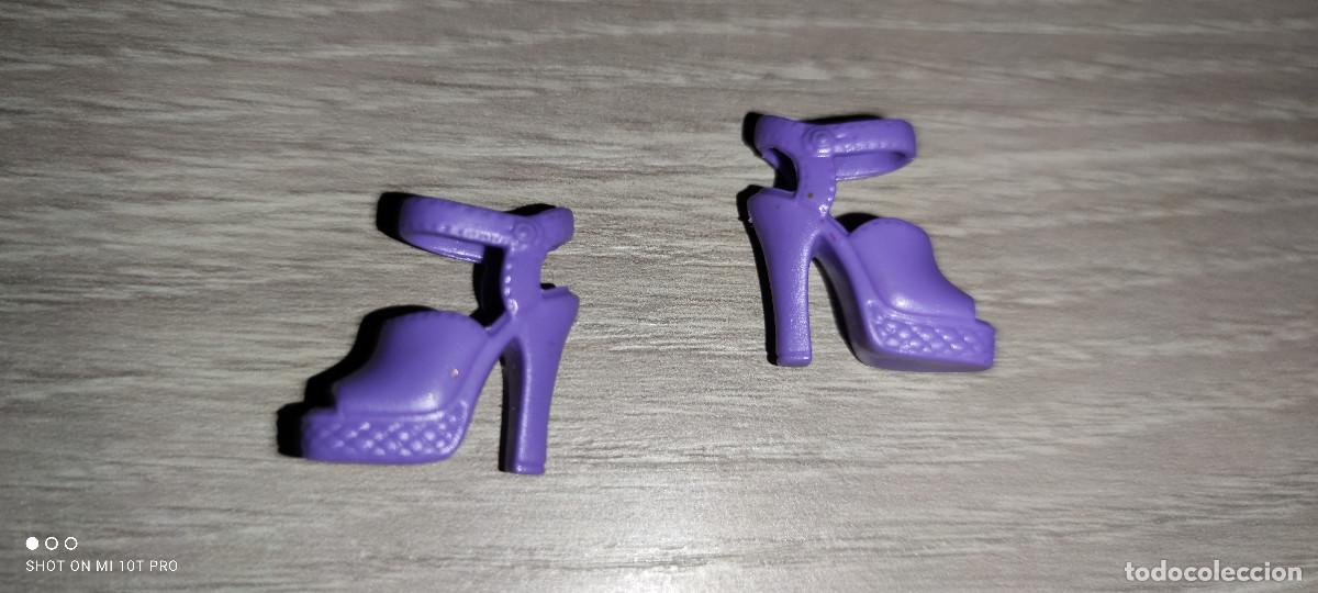 Barbie y Ken: Zapatos para Mu&ntilde;eca Barbie - Foto 1