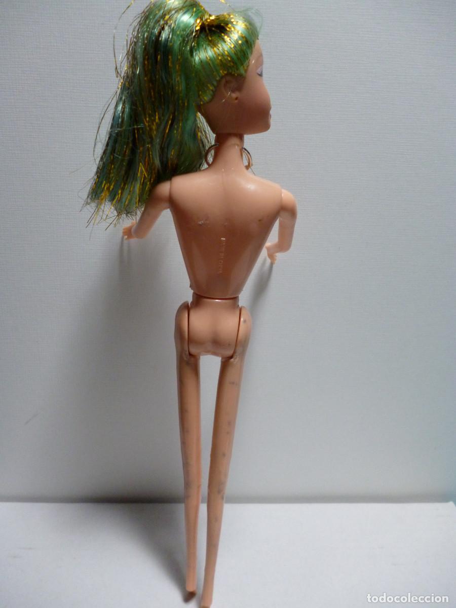 Barbie y Ken: MU&Ntilde;ECA TIPO BARBIE PELO VERDE Y BRILLO - Foto 4