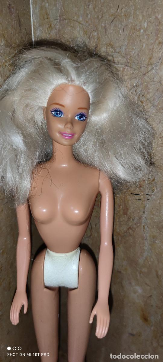 Barbie y Ken: Mu&ntilde;eca Barbie con Cabello cortado - Foto 1