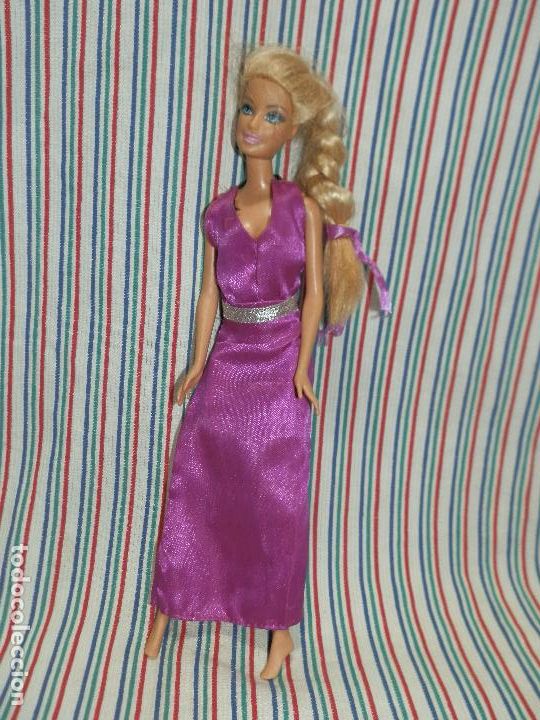 Barbie y Ken: MU&Ntilde;ECA BARBIE, MATTEL 1998 - Foto 1