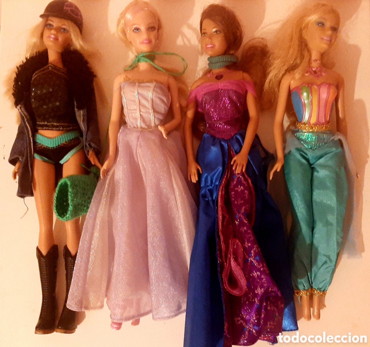 Barbie y Ken: LOTE 4 BARBIES MATTEL - Foto 1