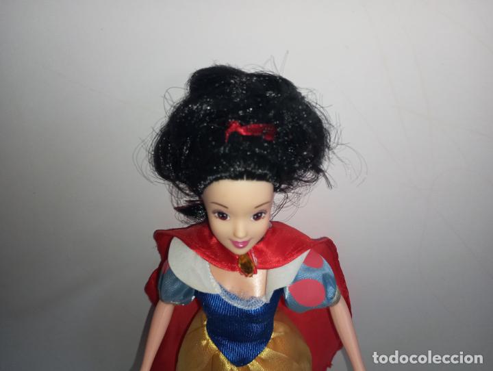 Barbie y Ken: Mu&ntilde;eca Barbie Blancanieves Disney - Foto 2