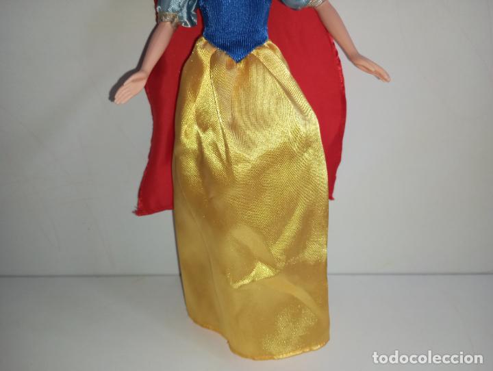 Barbie y Ken: Mu&ntilde;eca Barbie Blancanieves Disney - Foto 3