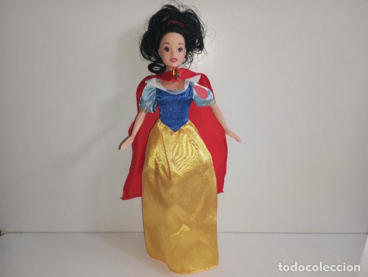 Barbie y Ken: Mu&ntilde;eca Barbie Blancanieves Disney - Foto 4