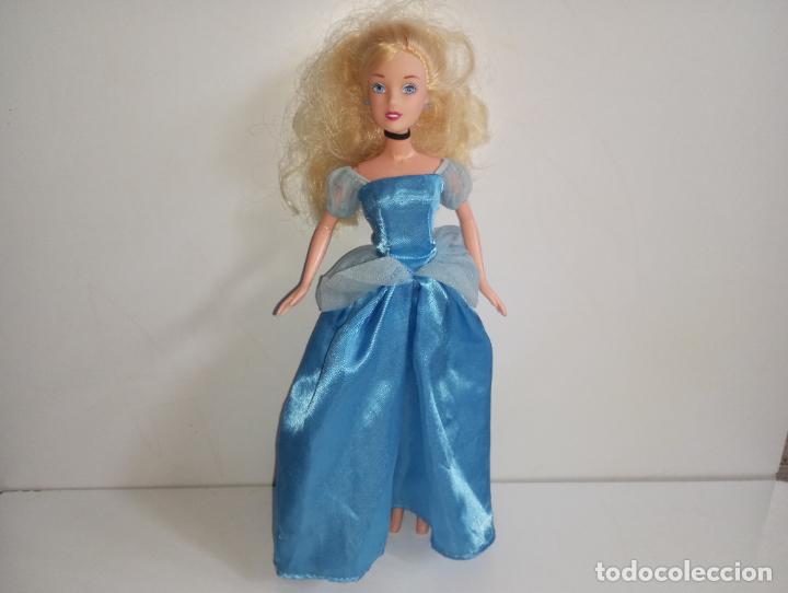 Barbie y Ken: Mu&ntilde;eca Barbie cenicienta Disney - Foto 4