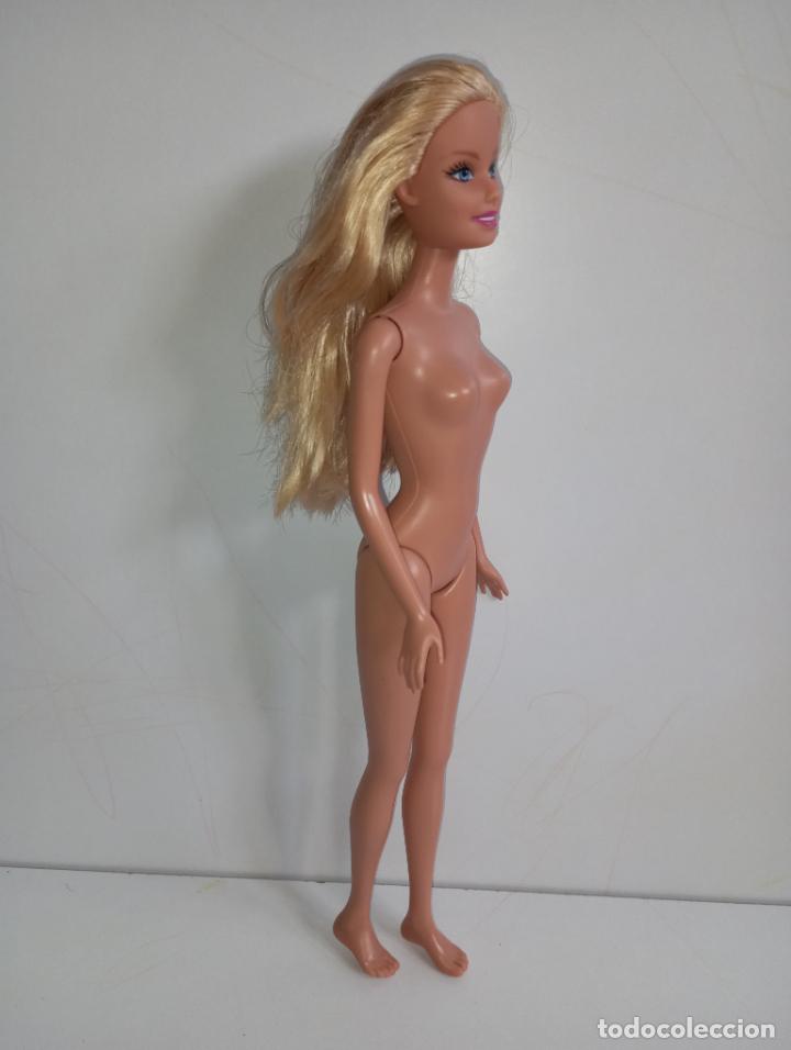 Barbie y Ken: Mu&ntilde;eca Barbie pie plano - Foto 8