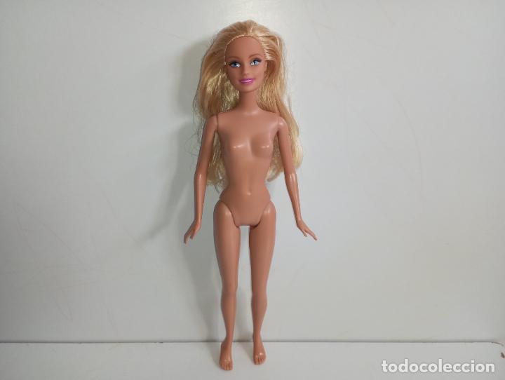 Barbie y Ken: Mu&ntilde;eca Barbie pie plano - Foto 12