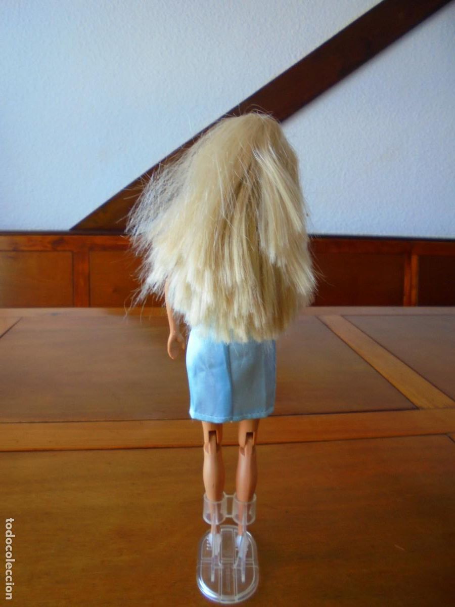 Barbie y Ken: MU&Ntilde;ECA BARBIE MATTEL 1999 - Foto 2