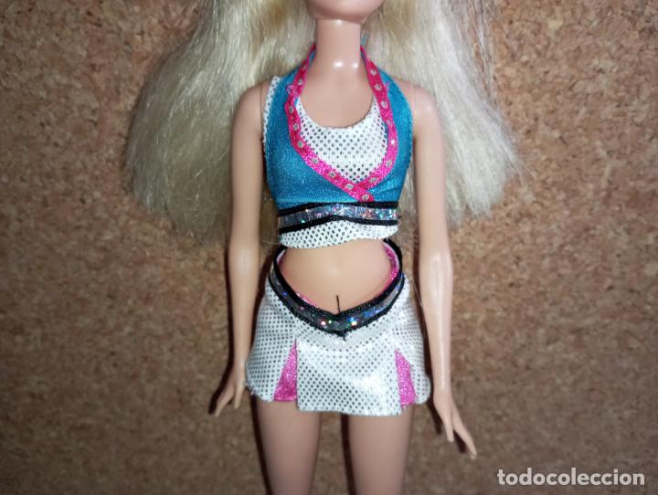 Barbie y Ken: Mu&ntilde;eca Barbie animadora - Foto 2