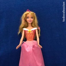 Barbie y Ken: MUÑECA PRINCESA AURORA LA BELLA DURMIENTE COLECCION : MATTEL