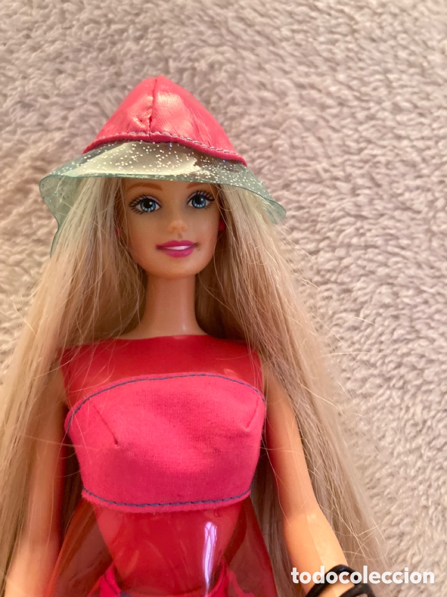 Barbie y Ken: Mu&ntilde;eca Barbie Sentada con estilo - Foto 2