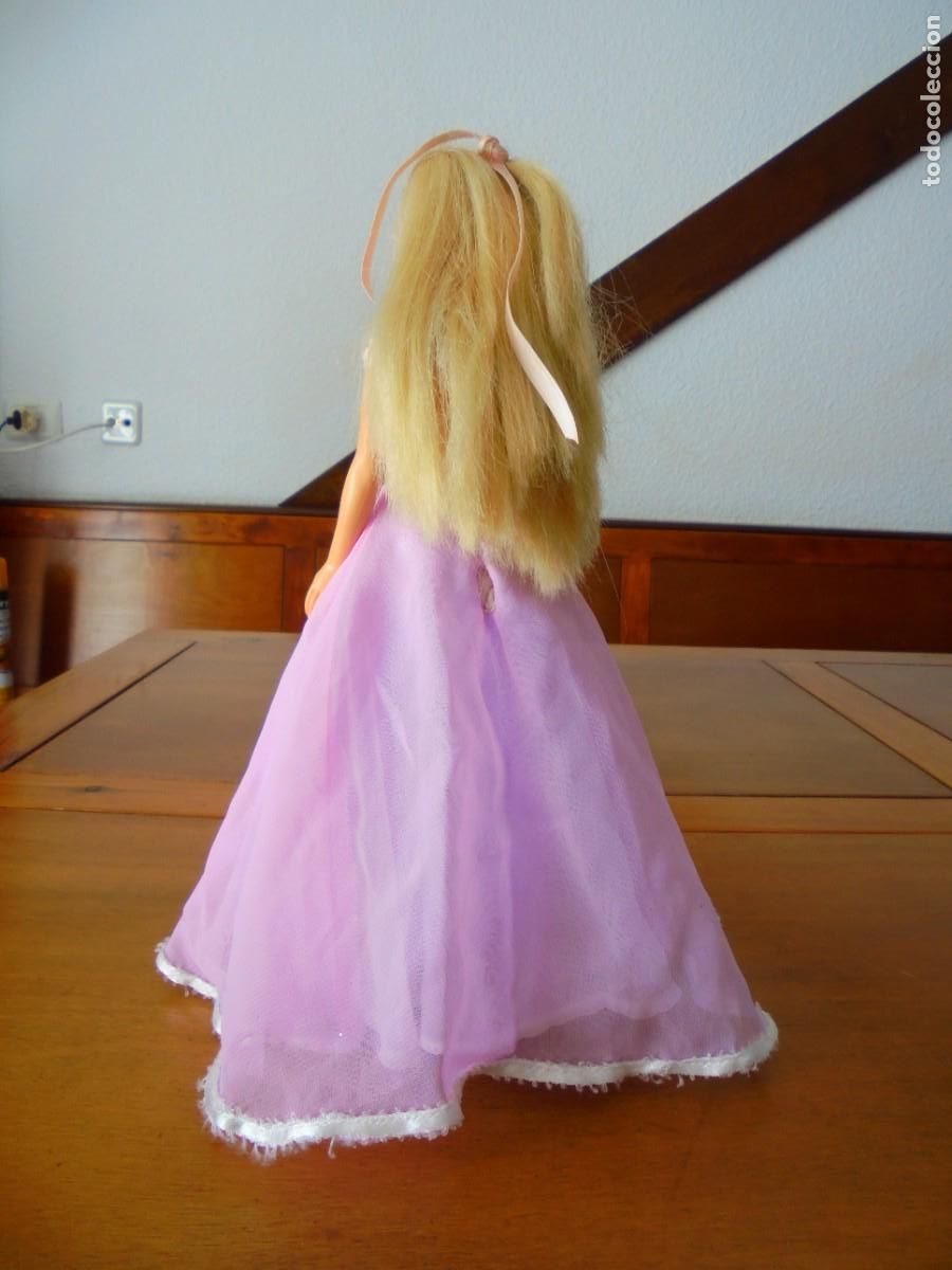 Barbie y Ken: MU&Ntilde;ECA BARBIE MATTEL 1998 - Foto 3