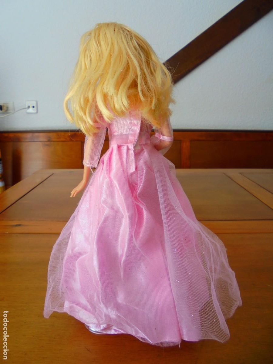 Barbie y Ken: MU&Ntilde;ECA BARBIE MATTEL 1999 - Foto 3