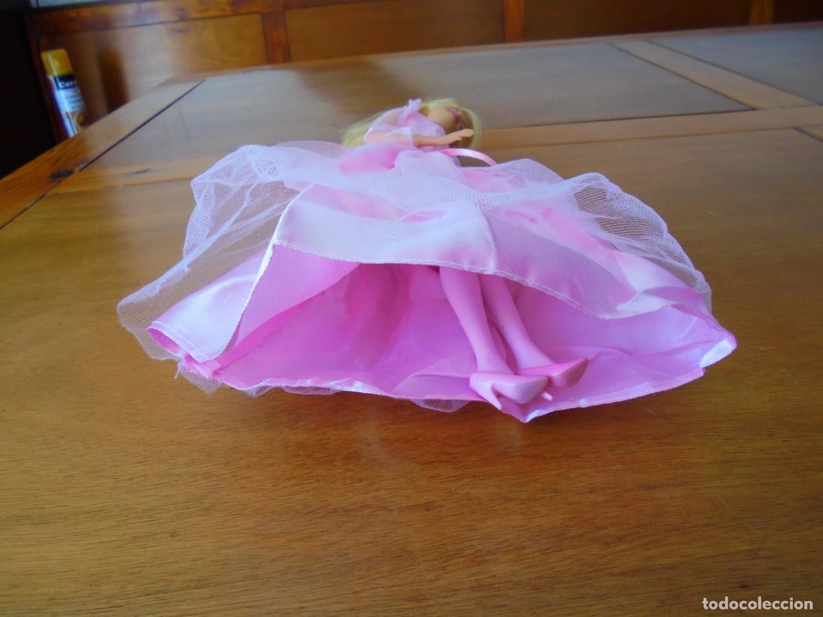 Barbie y Ken: MU&Ntilde;ECA BARBIE MATTEL 1999 - Foto 4