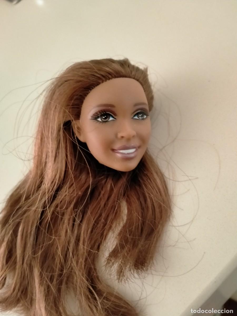 Barbie y Ken: Cabeza de mu&ntilde;eca Barbie mulata - Foto 1
