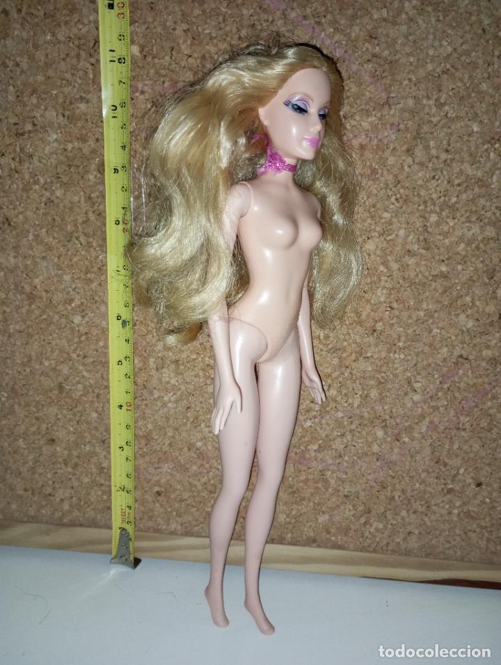 Barbie y Ken: Mu&ntilde;eca Barbie bella durmiente - Foto 6