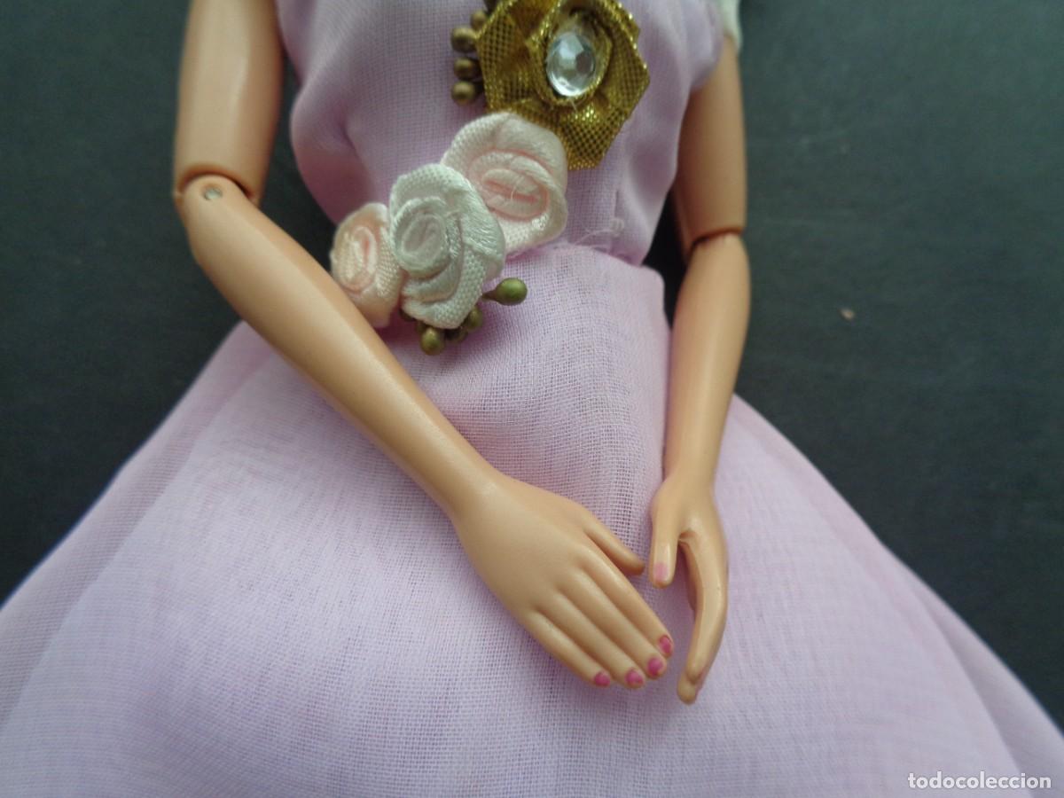 Barbie y Ken: MU&Ntilde;ECA BARBIE CON ROPA ORIGINAL - Foto 9