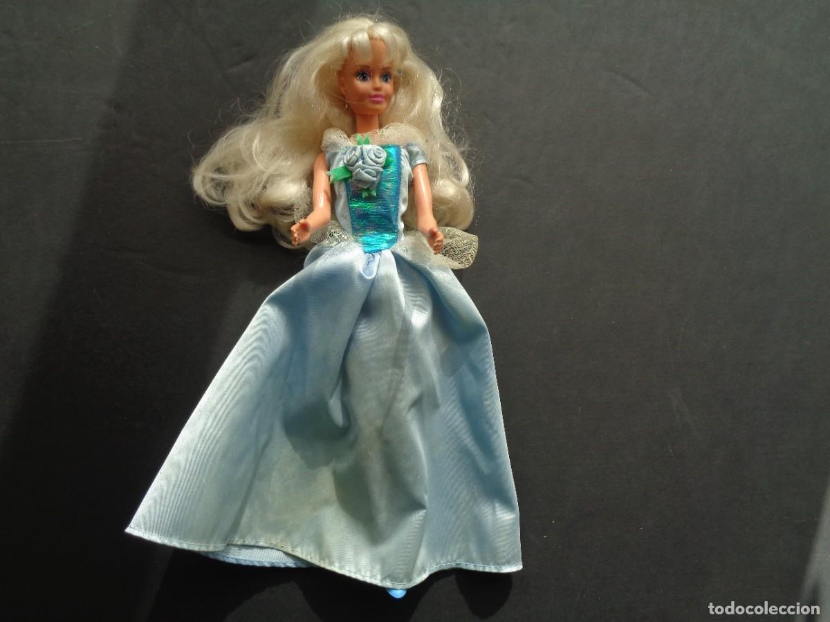 Barbie y Ken: MU&Ntilde;ECA BARBIE HASSRO 1988 - Foto 5