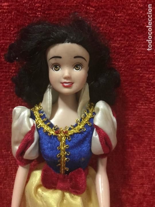 Barbie y Ken: DISNEY MU&Ntilde;ECA BLANCANIEVES ORIGINAL. - Foto 4