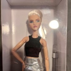 Barbie y Ken: BARBIE LOOKS MODELO 6