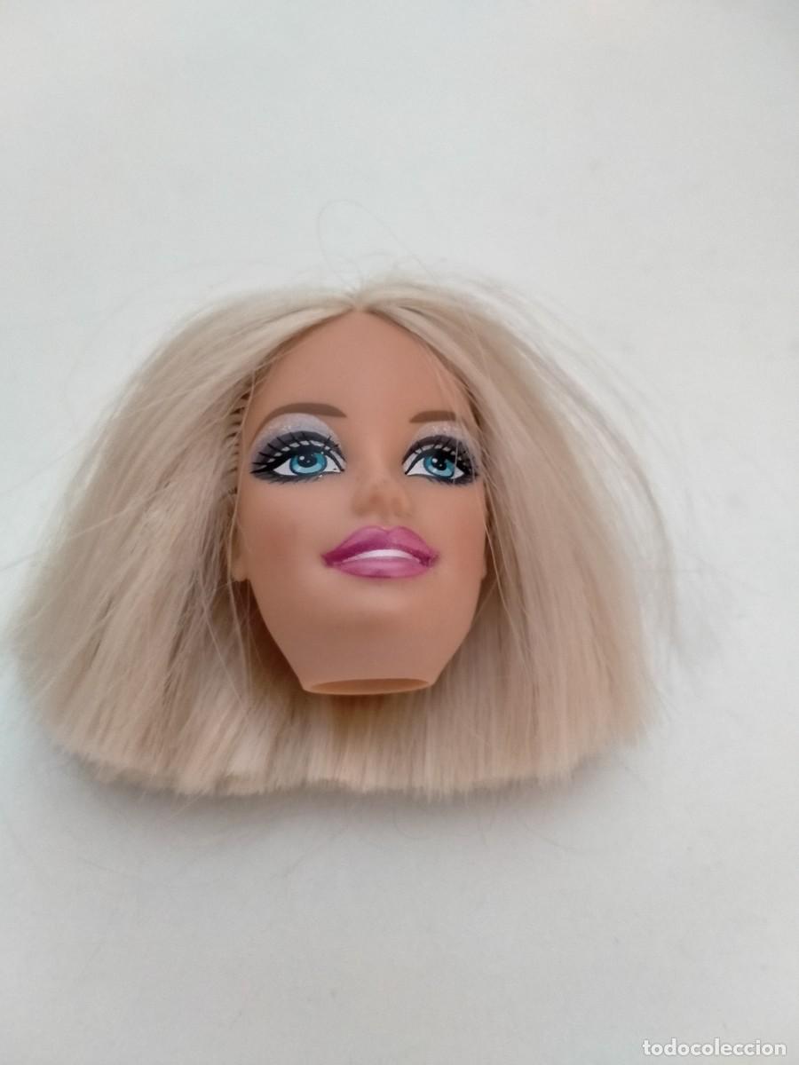 Barbie y Ken: Cabeza de mu&ntilde;eca Barbie - Foto 1
