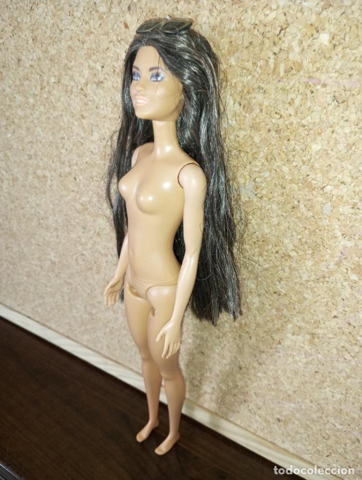 Barbie y Ken: Mu&ntilde;eca Barbie Kayla morena - Foto 9