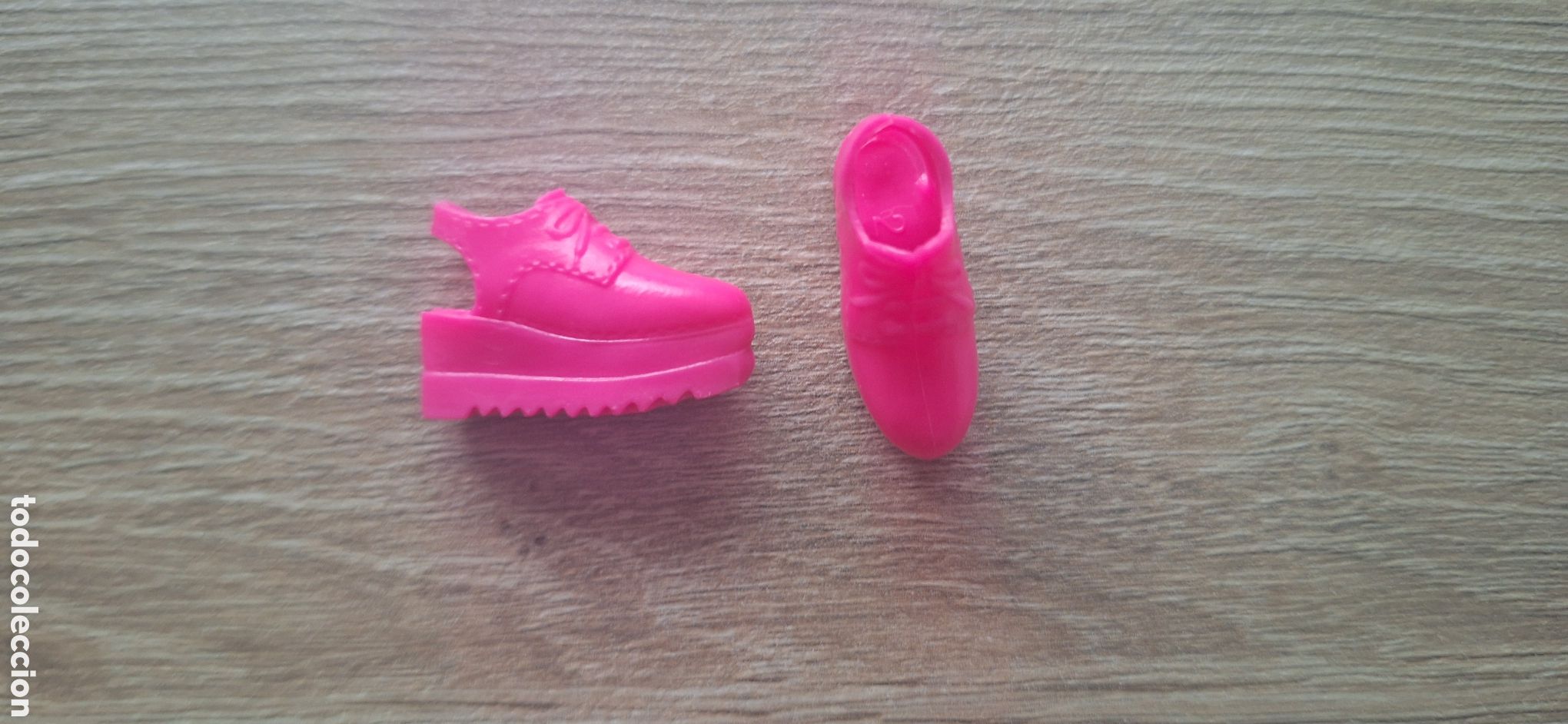 Barbie y Ken: Zapatos Barbie - Foto 1