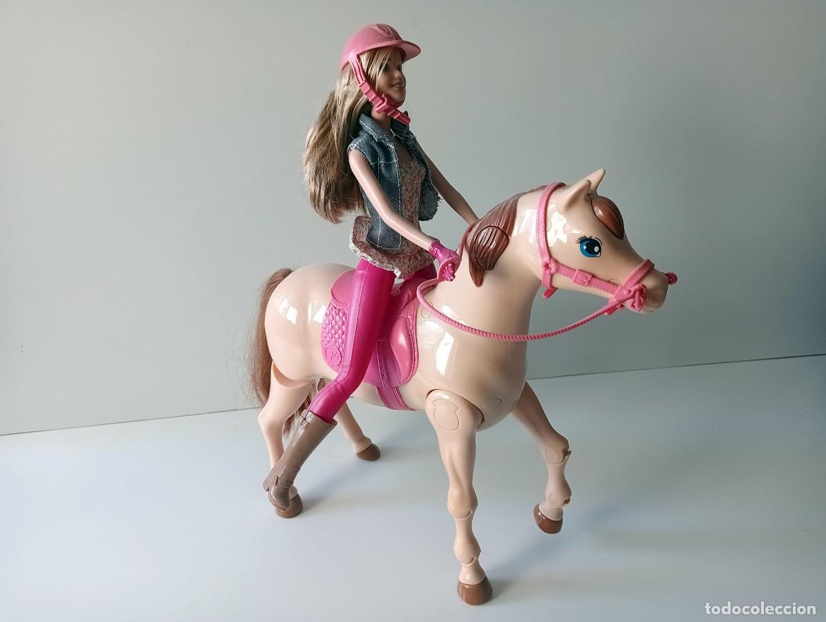 Barbie y Ken: BARBIE CON CABALLO QUE CABALGA - Foto 3