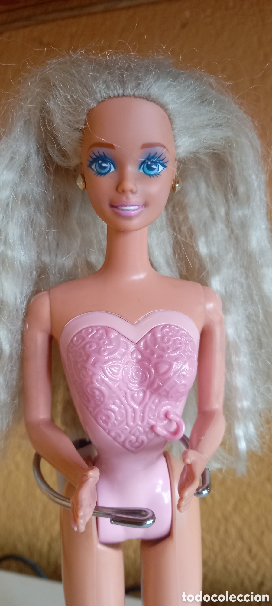 Barbie y Ken: MU&Ntilde;ECA BARBIE LOCKET SURPRISE DE MATTEL - Foto 3