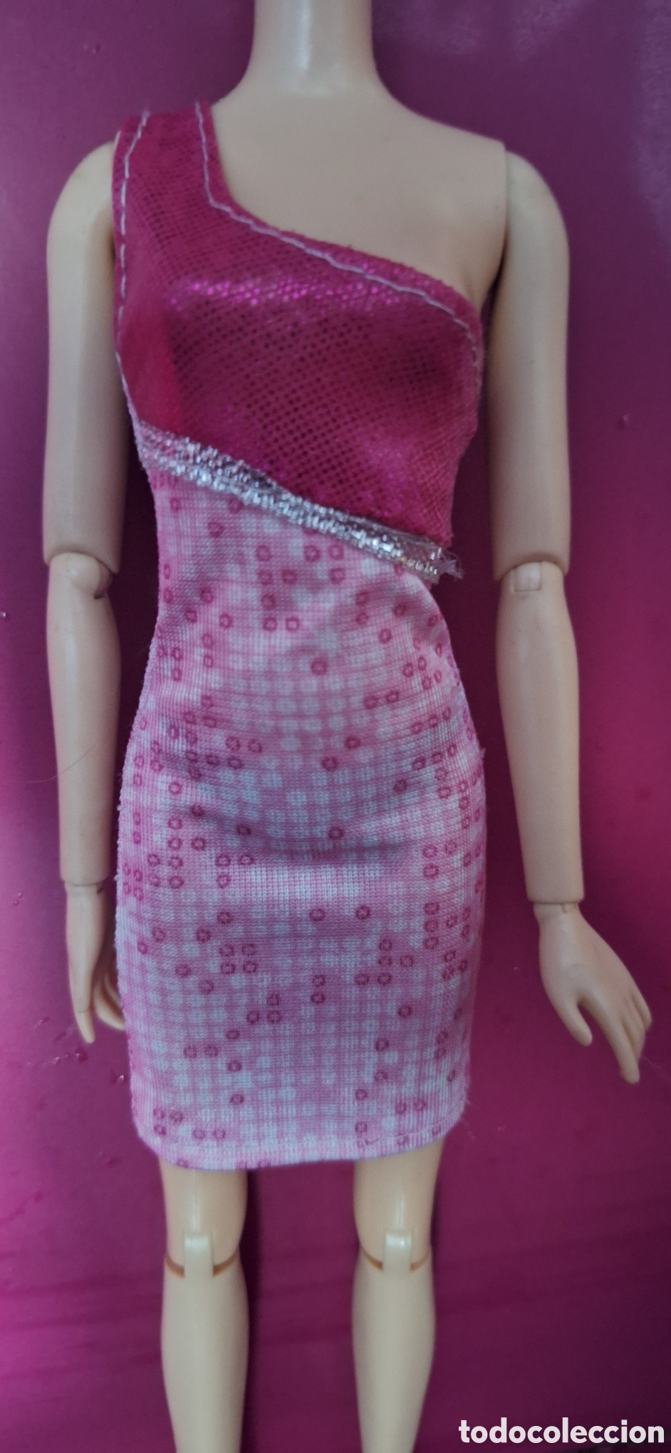 Barbie y Ken: Vestido valido barbie - Foto 1