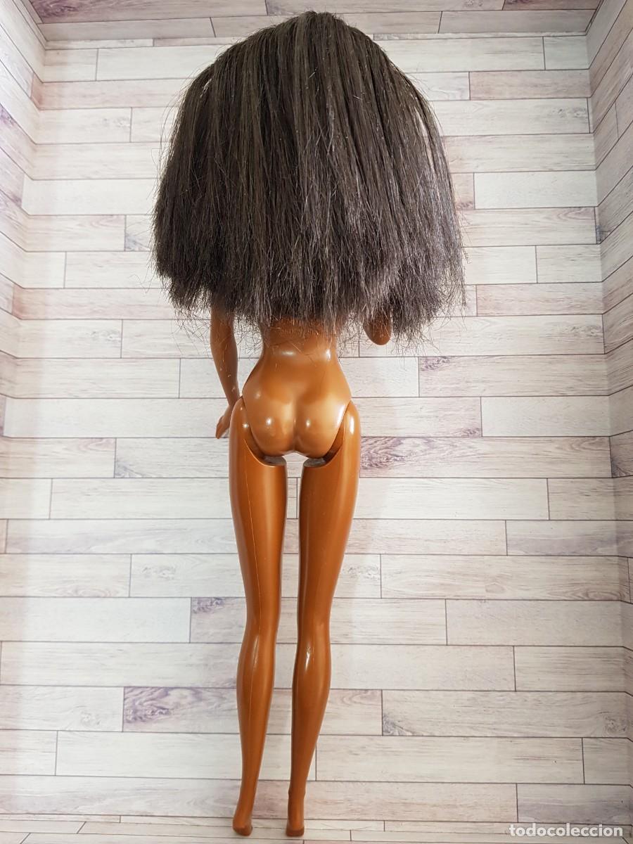 Barbie y Ken: Barbie negra desnuda - Foto 5