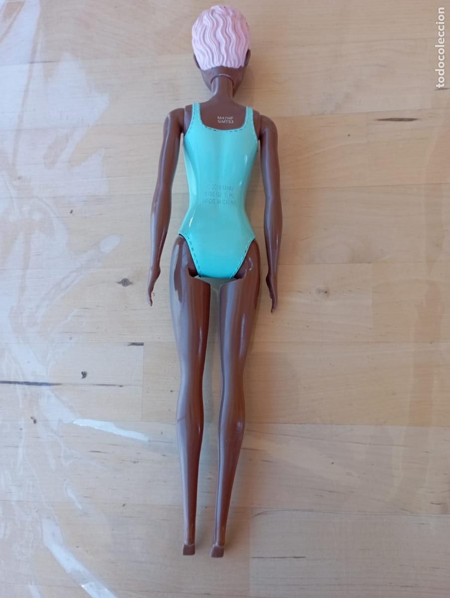 Barbie y Ken: Mu&ntilde;eca Barbie 2019 de Mattel. - Foto 2