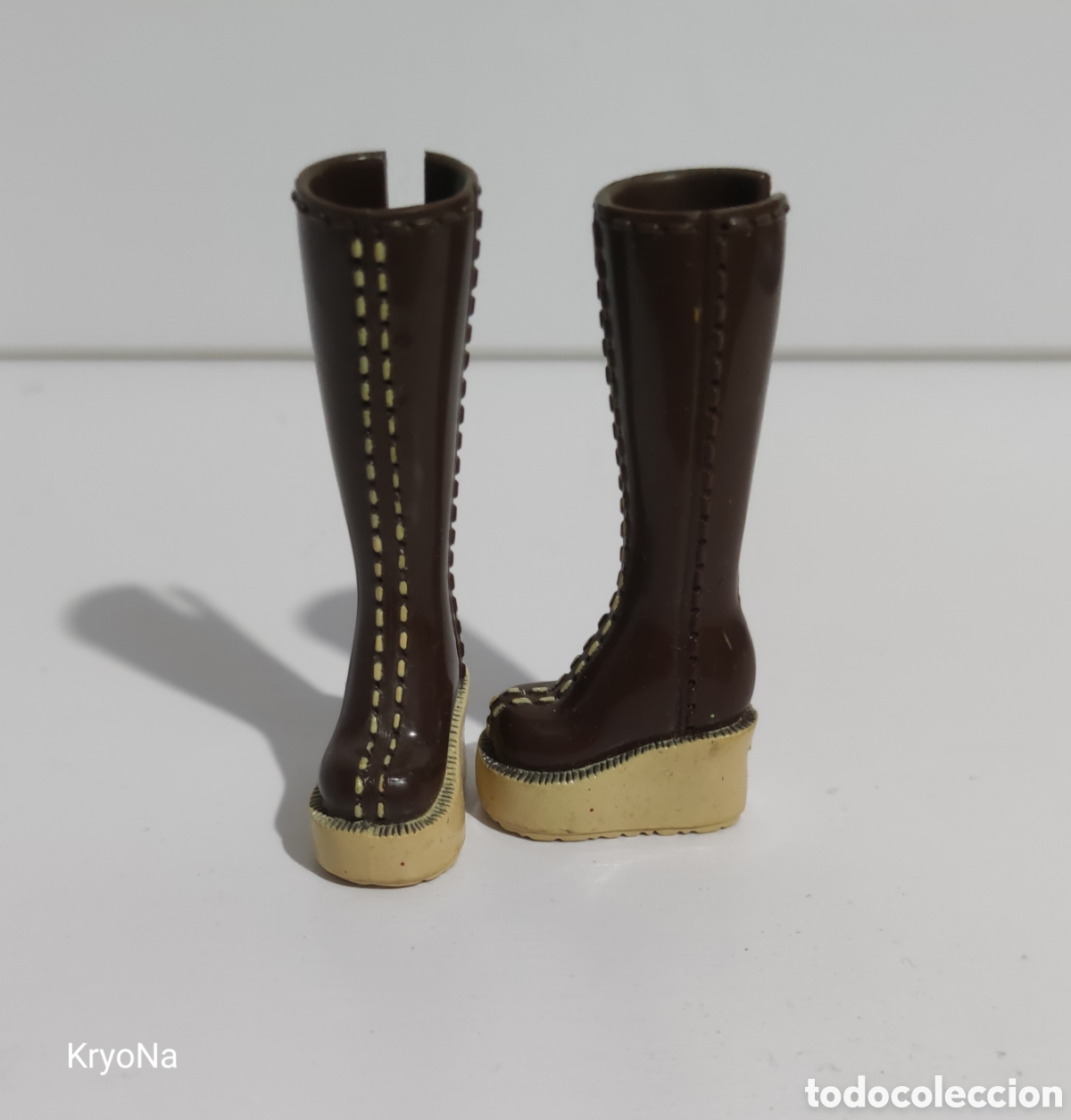 Barbie y Ken: Botas my scene (Barbie) - Foto 1