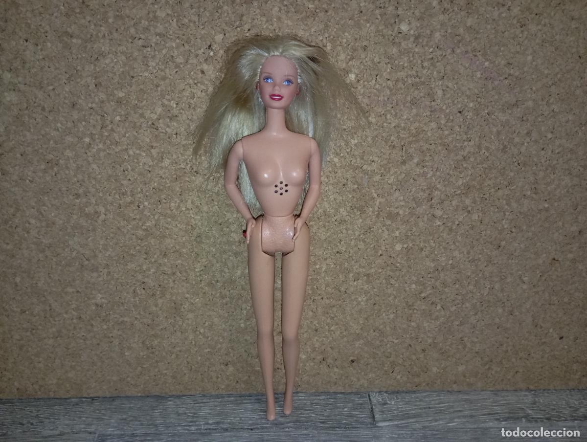Barbie y Ken: Mu&ntilde;eca Barbie en el parque con mecanismo - Foto 10