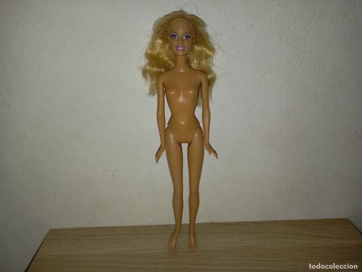 Barbie y Ken: Mu&ntilde;eca Barbie pie plano - Foto 11