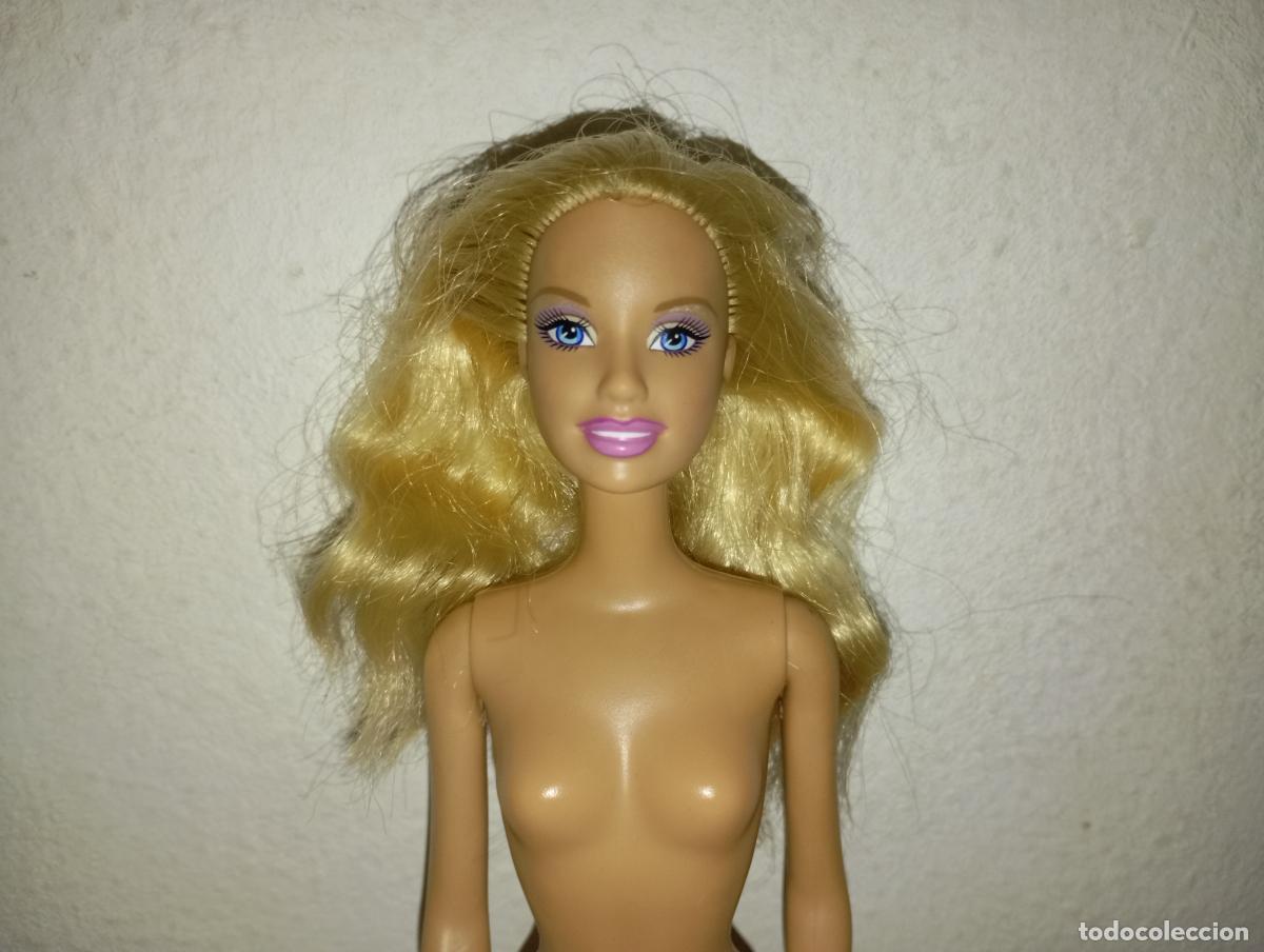 Barbie y Ken: Mu&ntilde;eca Barbie pie plano - Foto 1