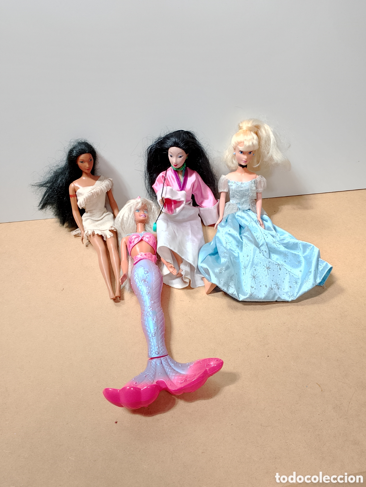 Barbie y Ken: Lote de mu&ntilde;ecas 4 princesas Disney - Foto 1