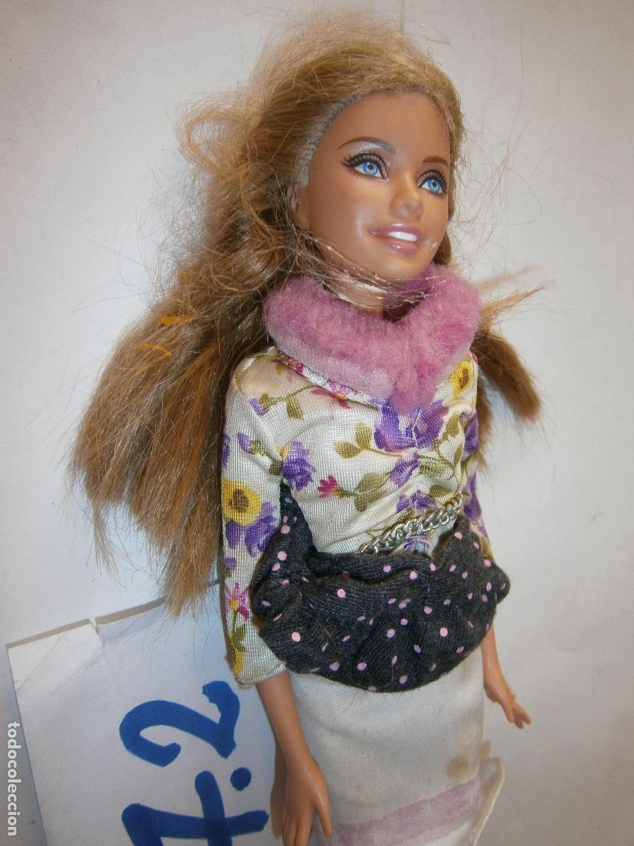 Barbie y Ken: MU&Ntilde;ECA BARBIE CON ROPA - Foto 2