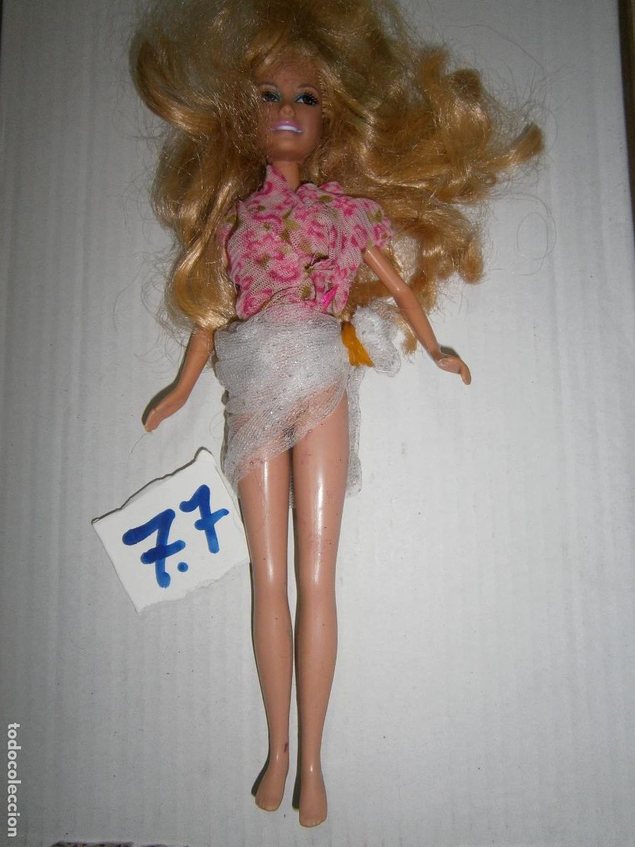 Barbie y Ken: ANTIGUA MU&Ntilde;ECA BARBIE - Foto 1