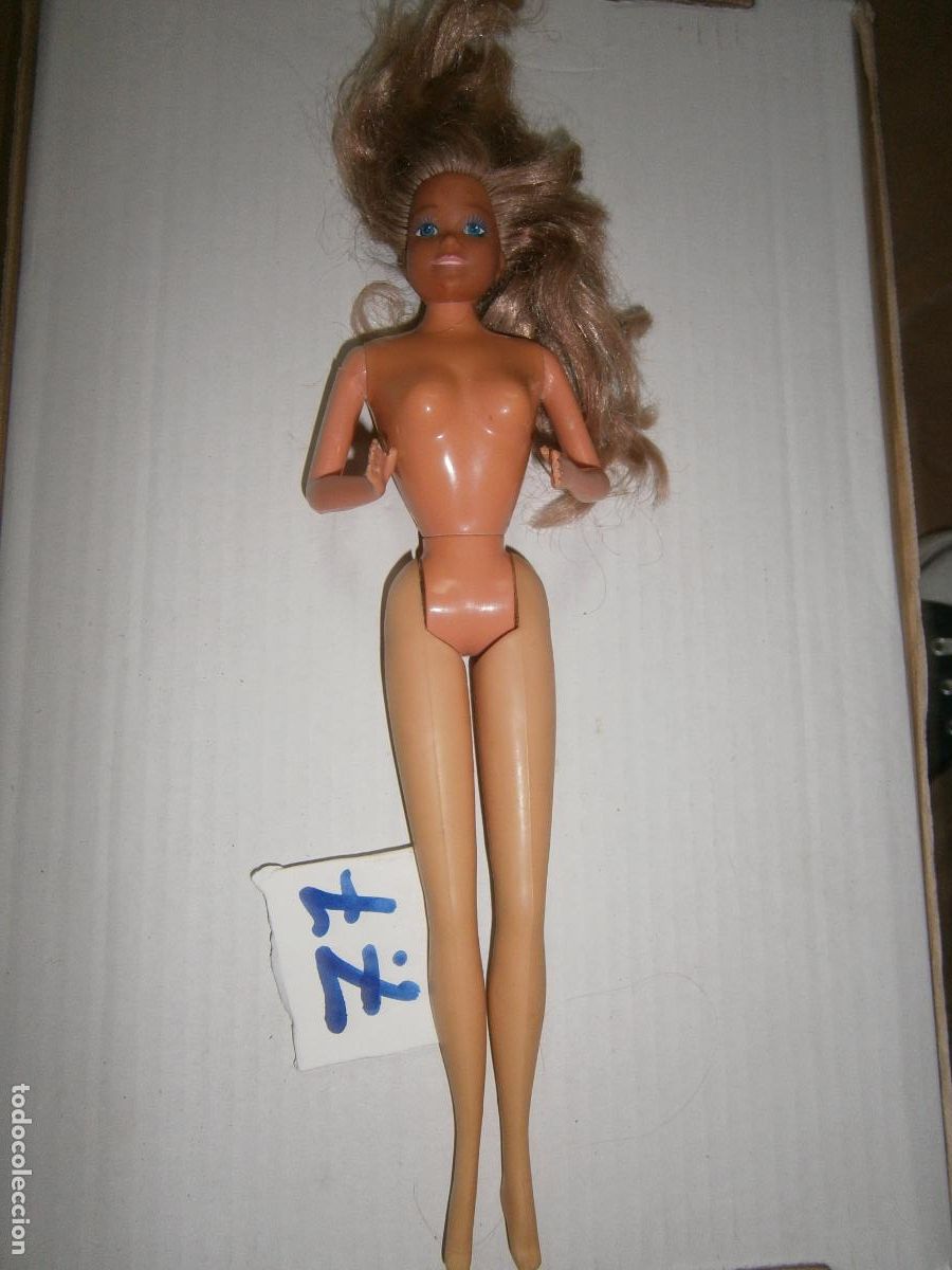 Barbie y Ken: ANTIGUA MU&Ntilde;ECA BARBIE - Foto 1