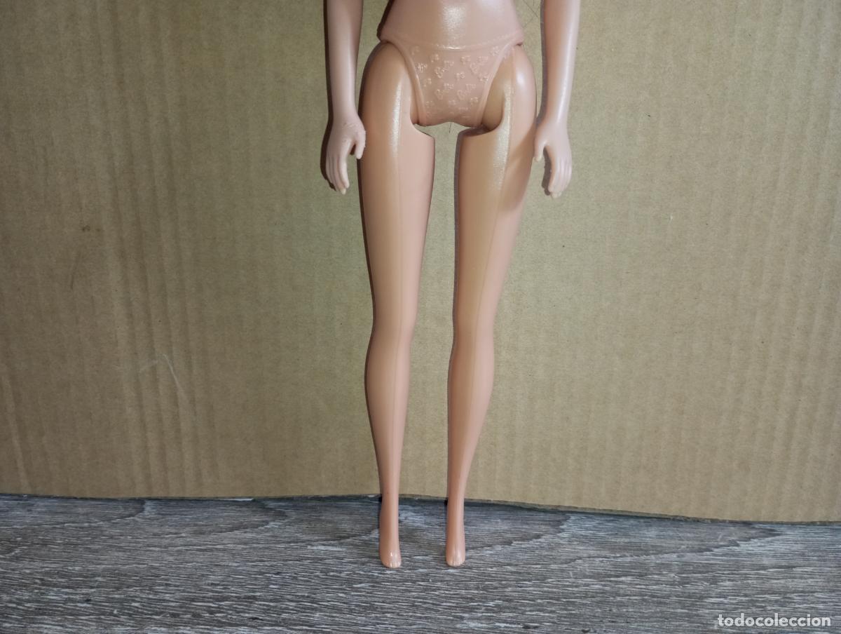 Barbie y Ken: Mu&ntilde;eca Barbie rubia desnuda - Foto 6