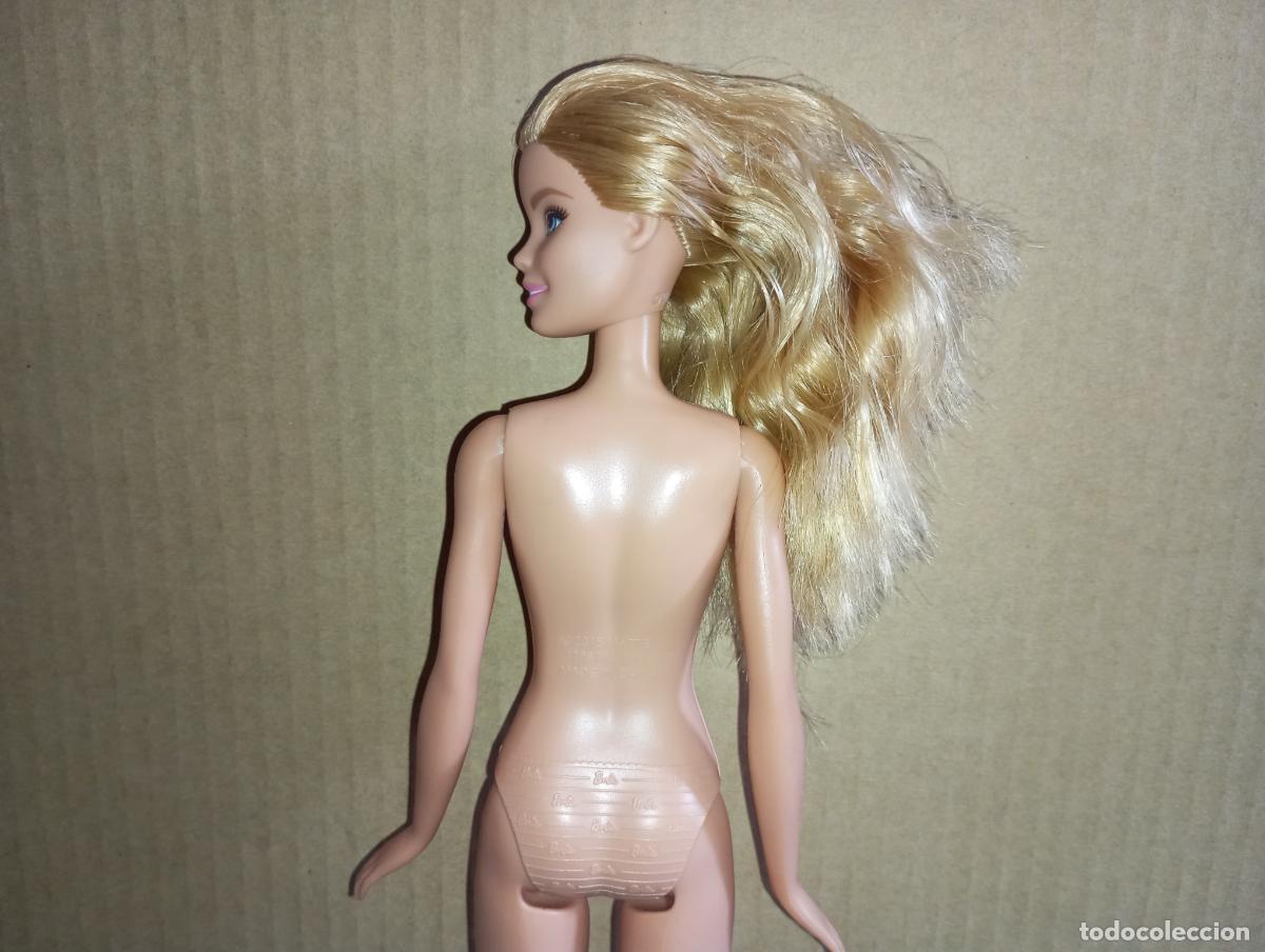 Barbie y Ken: Mu&ntilde;eca Barbie rubia desnuda - Foto 8